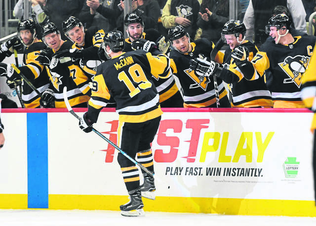 863972_web1_gtr-pens04-031119