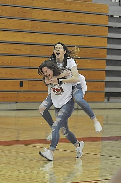 870529_web1_nj-lo-rally4-032119