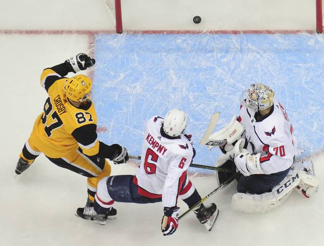 875344_web1_gtr-pens11-031319