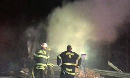 886341_web1_ptr-turnpikefire-031619