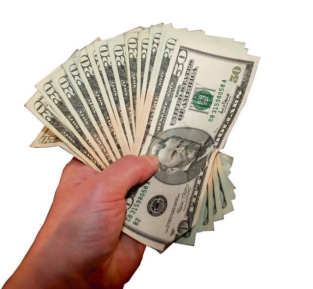 898635_web1_WEB-cash-in-hand