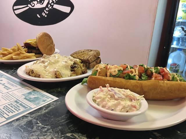 904476_web1_VND-LIV-CLARKSDINER-FOOD-032419