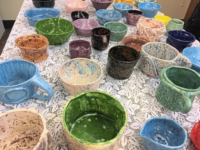 908859_web1_vnd-emptybowls04-032119