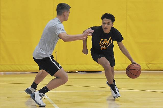 Freeport’s Brown follows in mother’s footsteps with selection to Cager Classic