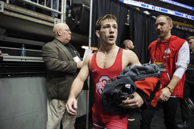 913465_web1_PTR-NCAAwrestle3-032219