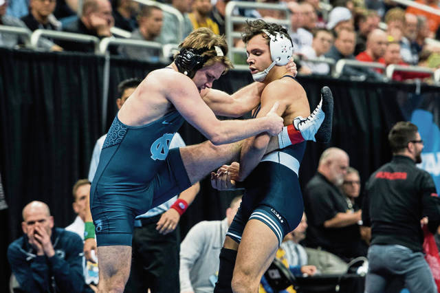 915349_web1_PTR-NCAAwrestle13-032219