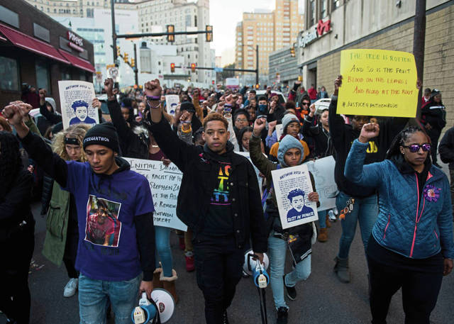 926228_web1_PTR-VerdictProtest25-032319