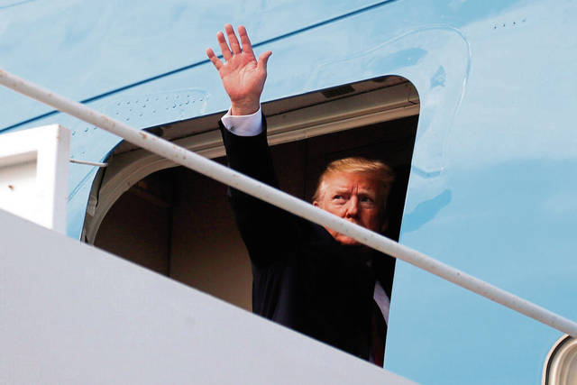 929473_web1_trumpdeparts