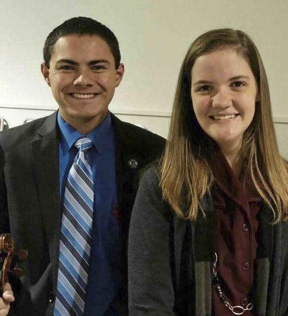 937121_web1_gtr-liv-signlang1-032719