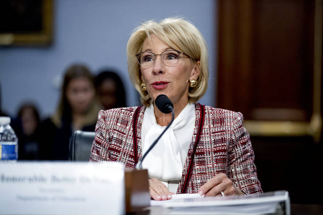 937889_web1_devos