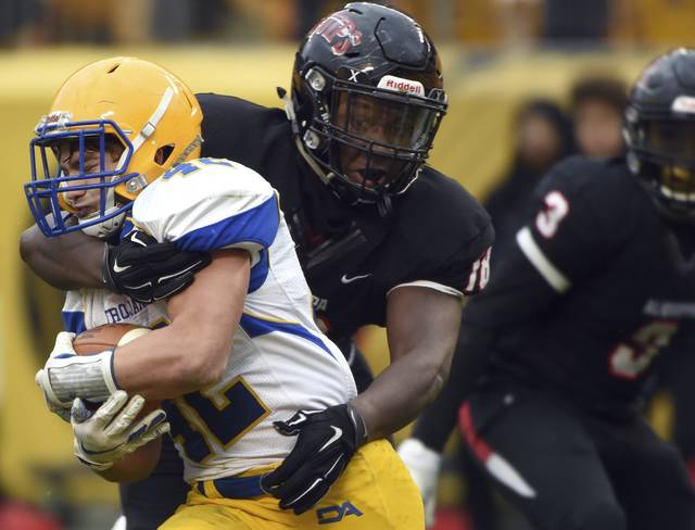 Pitt coaches offer scholarship to Aliquippa linebacker Zuriah Fisher<span class="headline-video">Video <i class="fa-solid fa-circle-play"></i></span>