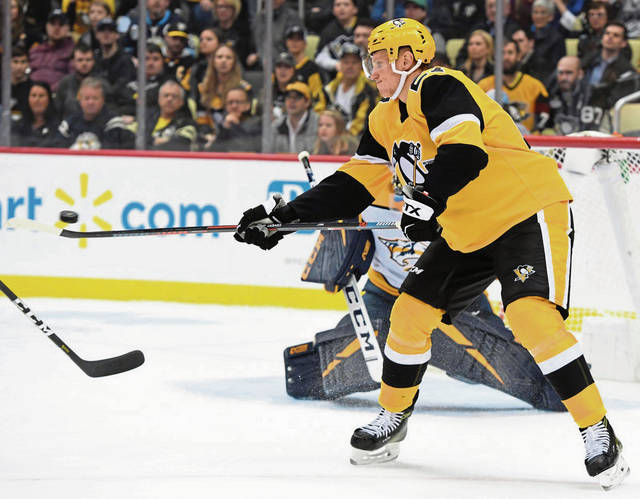 947516_web1_gtr-pens05-033019