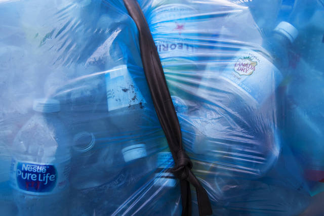 959653_web1_nypaperbags