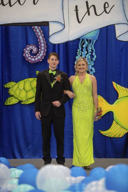 1000471_web1_gtr-YoughProm012-042719 1000471_web1_gtr-YoughProm012-042719