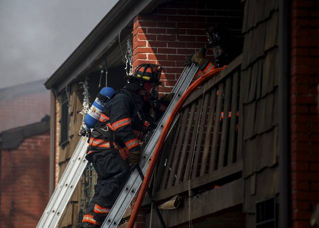 1003357_web1_PTR-babcockfire07-041019