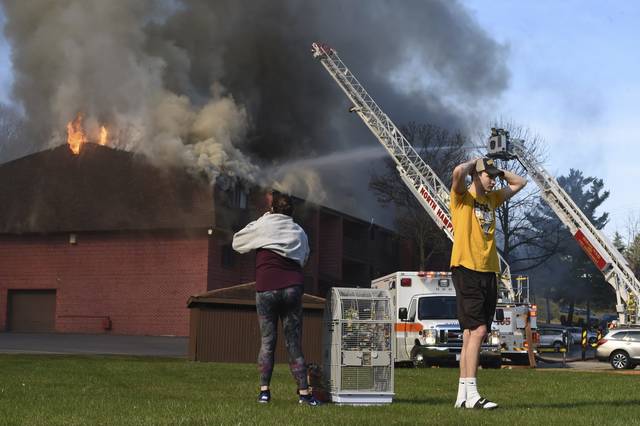 1003357_web1_ptr-durhamcourtfire04-0411197