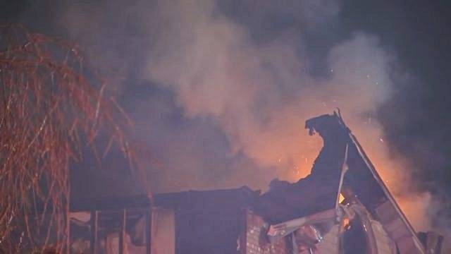 1007762_web1_Robinson-house-fire-02