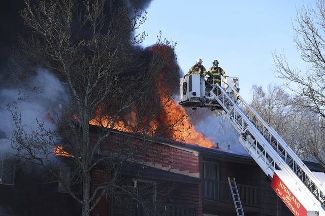 1015106_web1_ptr-durhamcourtfire01-0411197