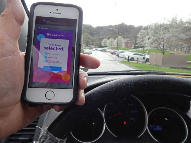 1015628_web1_gtr-distracteddriving-041319