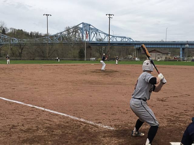 Serra Catholic baseball strong everywhere in win over Brentwood<span class="headline-video">Video <i class="fa-solid fa-circle-play"></i></span>