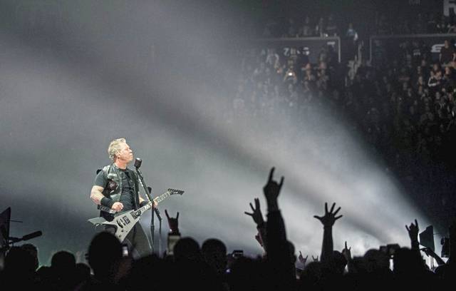 1026242_web1_GTR-Metallica13-101918