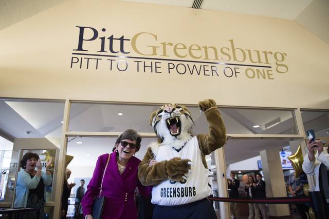 1026733_web1_gtr-lo-PittGbgSmith002-041719