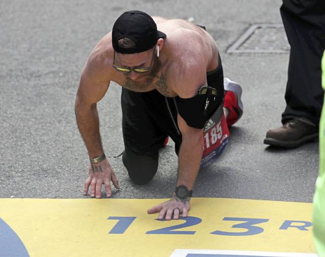 1029783_web1_AP_Micah_Herndon_Boston_Marathon_02