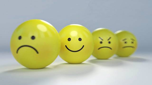 1040698_web1_gtr-liv-emojipa2-041819