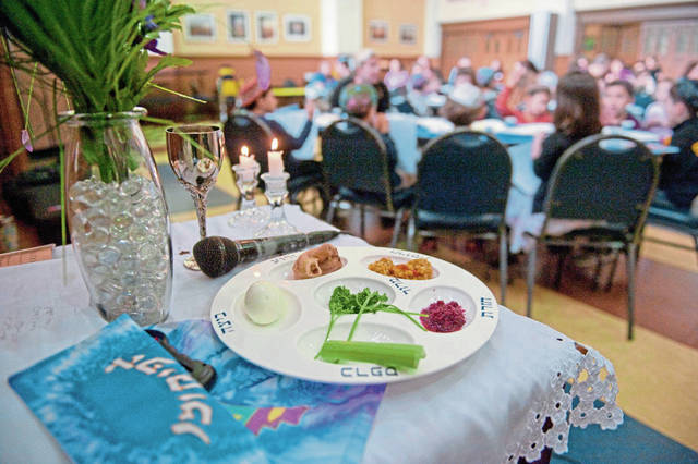 1041947_web1_ptr-passover01-041919
