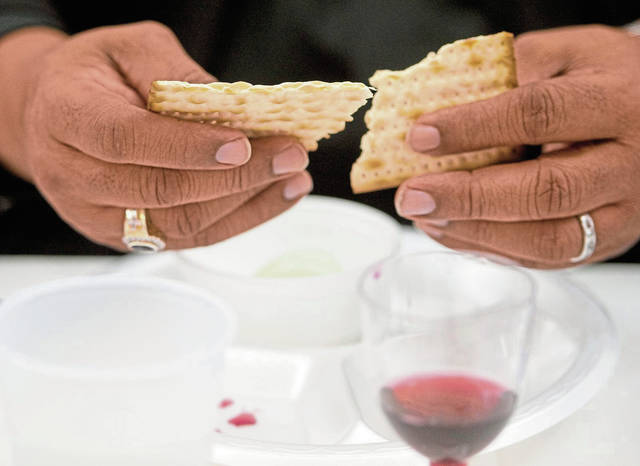 1041947_web1_ptr-passover03-041919