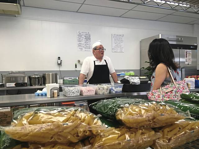 1043301_web1_PTR-BLOOMFIELDGROCERIA-2-042019
