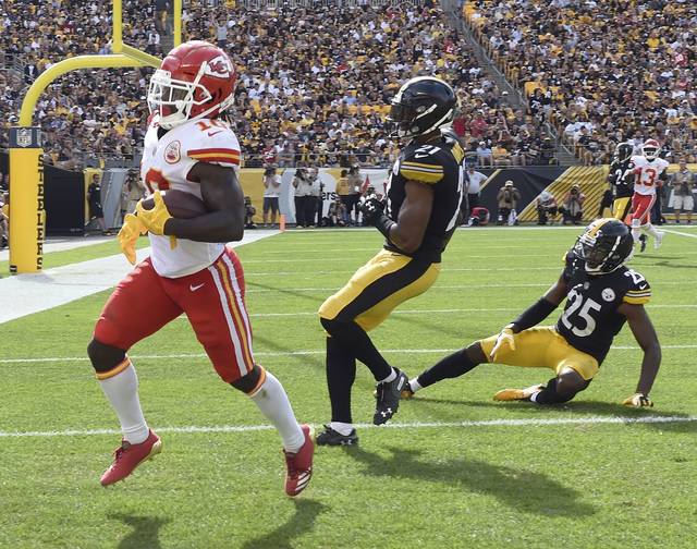 1047810_web1_gtr-steelers50-091718