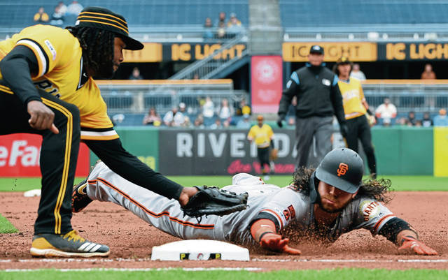 1048493_web1_GTR-Bucs10-042219