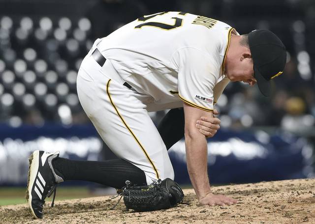 1060467_web1_GTR-Bucs11-042319