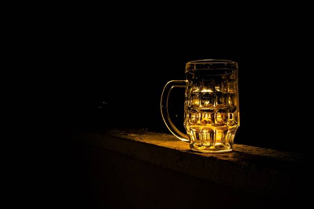 1064331_web1_beer-199650_960_720