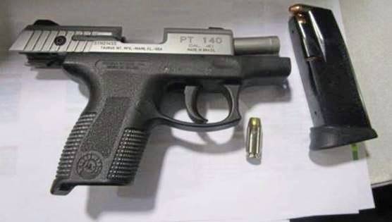 1066337_web1_ptr-airportgun-042419