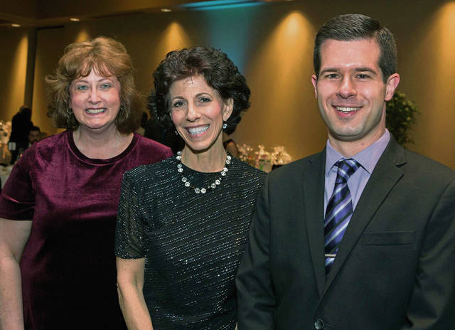 914029_web1_gtr-OA-habitatgala2-040119