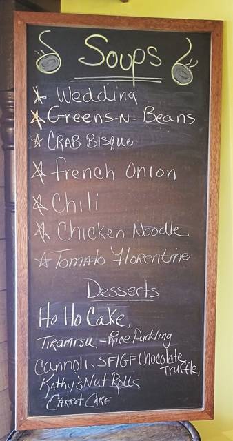 931901_web1_gtr-liv-chalkboard-ladles-040719