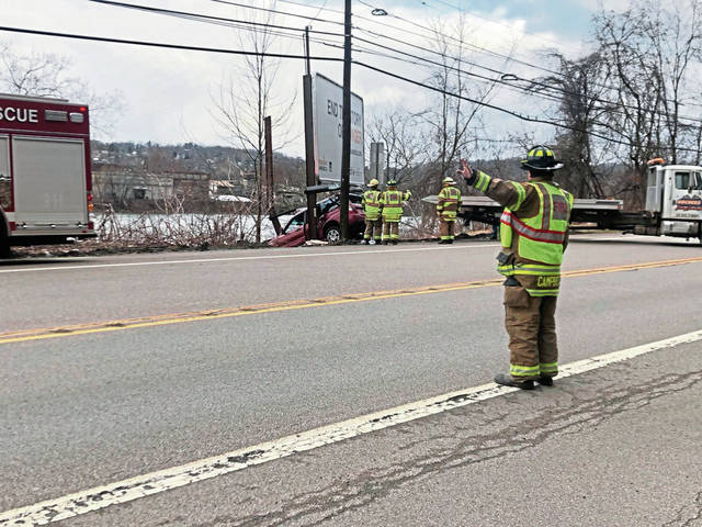 959989_web1_ptr-springdalecrash02-040119