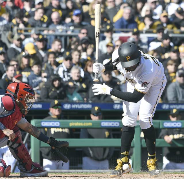 961991_web1_GTR-BucsNB03-040219
