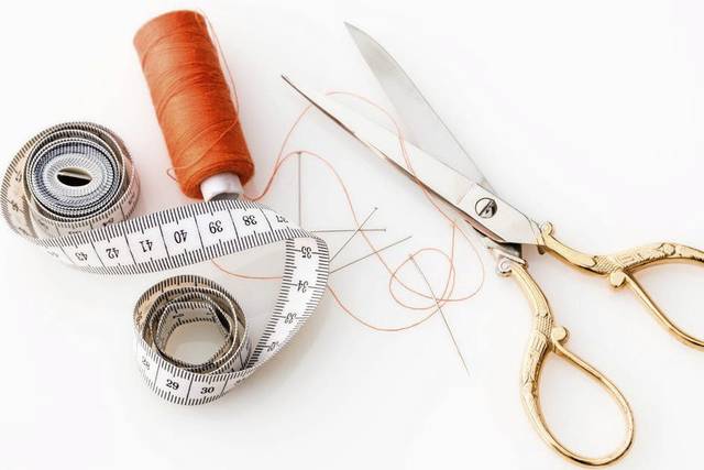 963803_web1_WEB-tailor-tools