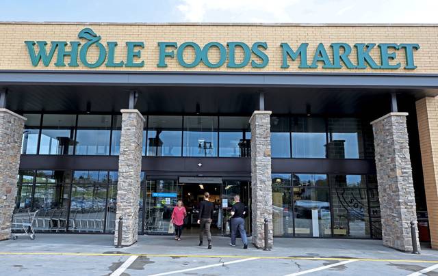 966861_web1_AP_Whole_Foods_USC_01