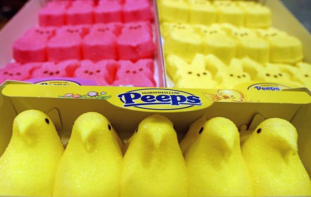 970204_web1_gtr-peeps-042211