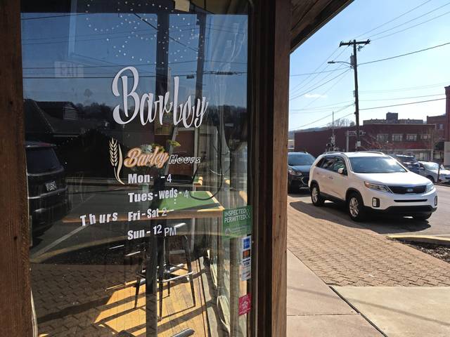 971887_web1_vnd-barleyanniversary1-040419