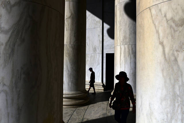 984195_web1_travel-dc-monuments-189ff05a-57bf-11e9-8ef3-fbd41a2ce4d5