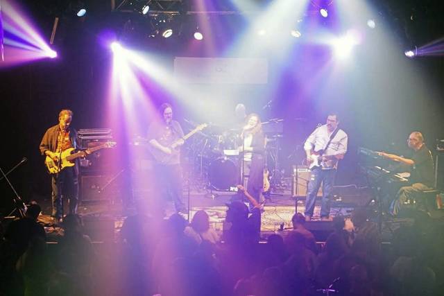 984690_web1_gtr-coverbands4-041119