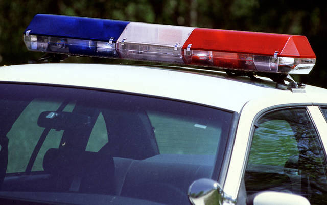 987679_web1_PoliceLightsNew2