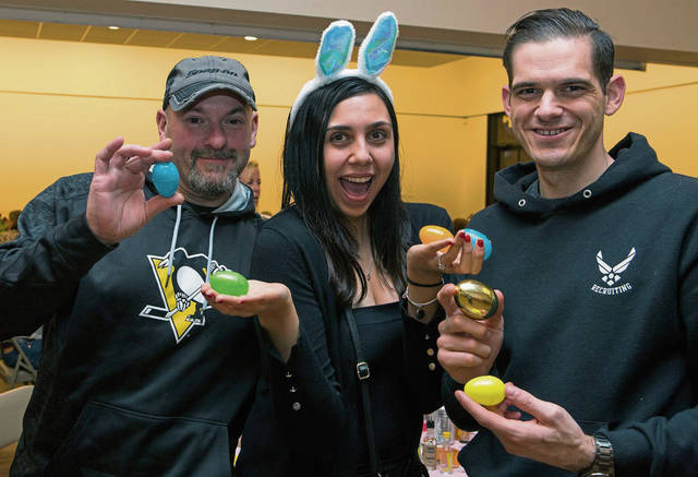 995265_web1_gtr-OA-egghunt2-041519