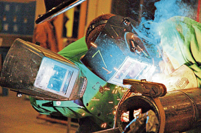 997668_web1_WEB-welding-welder
