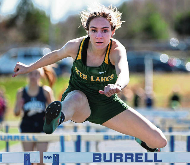 Deer Lakes’ Cutright faces challengers in defense of 300 hurdles title